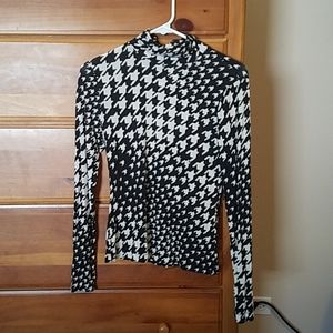 H&M Black and White Patterned Turtleneck, Size S